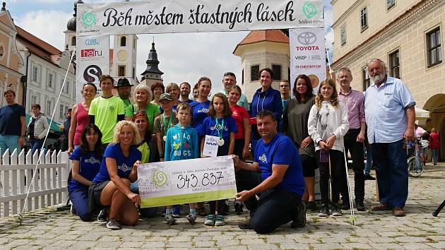 V Telči vyběhali na podporu organizace Sdílení téměř 350 tisíc korun.