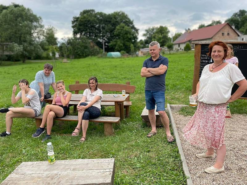 V Loučkách sehráli druhý ročník kuželkového turnaje.