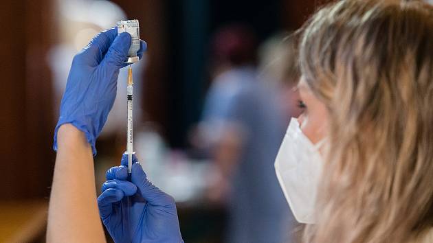 V pondělí 24. května na Vysočině startuje registrace k očkování proti onemocnění Covid-19 pro zájemce starší pětatřiceti let.