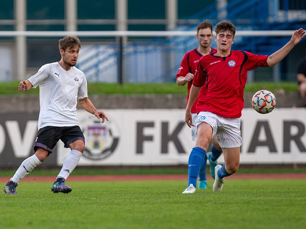 Ve šlágru fotbalisté Slavoje přivítají Sapeli. Rapotice se pokusí zaskočit lídra