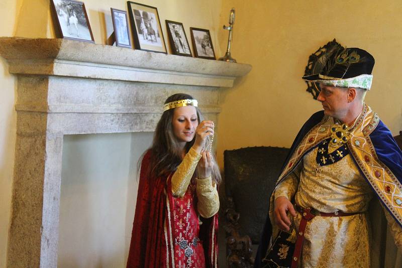 Návštěvníci Roštejna se vrátili sedm set let zpátky, chystala se svatba nejmladšího Heřmana.