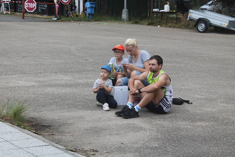 Jihlavský triatlon přilákal několik desítek  účastníků.