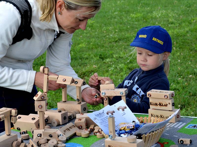 První ročník Přísekohraní přilákal na autíčka a další hračky několik stovek návštěvníků.