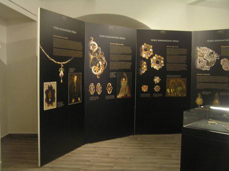 Muzeum v Polné skrývá historické poklady, ale ten nejvzácnější, šperky rodiny Zejdliců, byl k vidění jen v rámci oslav města.