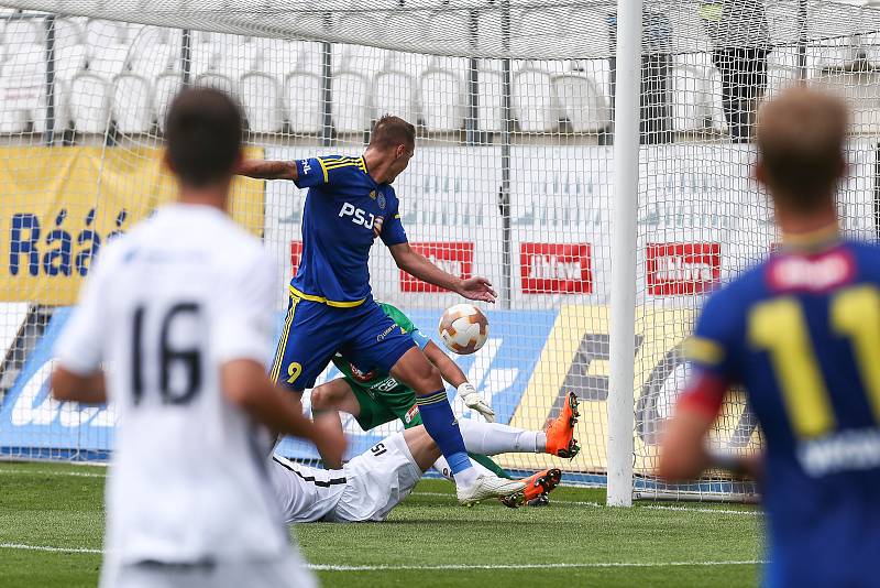 Utkání FNL mezi FC Vysočina JIhlava a FC Hradec Králové.