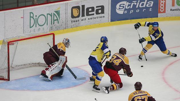 Přípravné utkání mezi HC Dukla Jihlava a Aukro Berani Zlín.