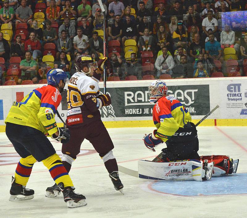 Ve druhém kole Chance ligy zdolala Dukla Jihlava českobudějovický Motor jasně 7:0.