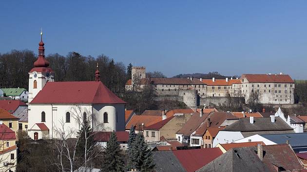 Pohled na historické jádro Brtnice.