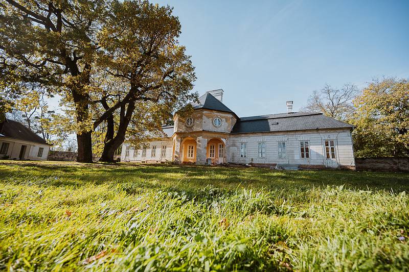 Vzhled letohrádku Belvedere u Valtic na Břeclavsku v září 2019.