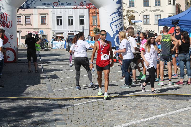 Hlavní centrum závodu bylo v horní části Masarykova náměstí.