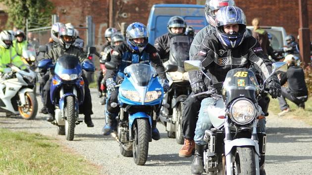 Vyjížďky na motorkách už přinesly zranění i smrtelnou nehodu - Třebíčský  deník