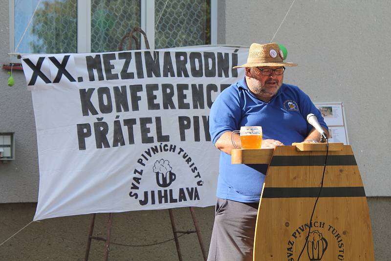 Mezinárodní konferenci přátel piva provázela dobrá nálada.