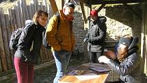 Na sobotní akci pod hradem Rokštejn mířili turisté v celých houfech