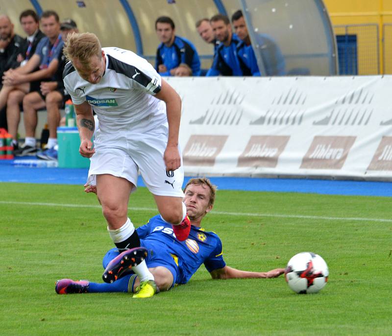 Vysočina odehrála nejlepší zápas sezony a byla blízko senzaci. Po brance v nastaveném čase však všechny tři body za výhru 2:1 putovaly do Plzně.