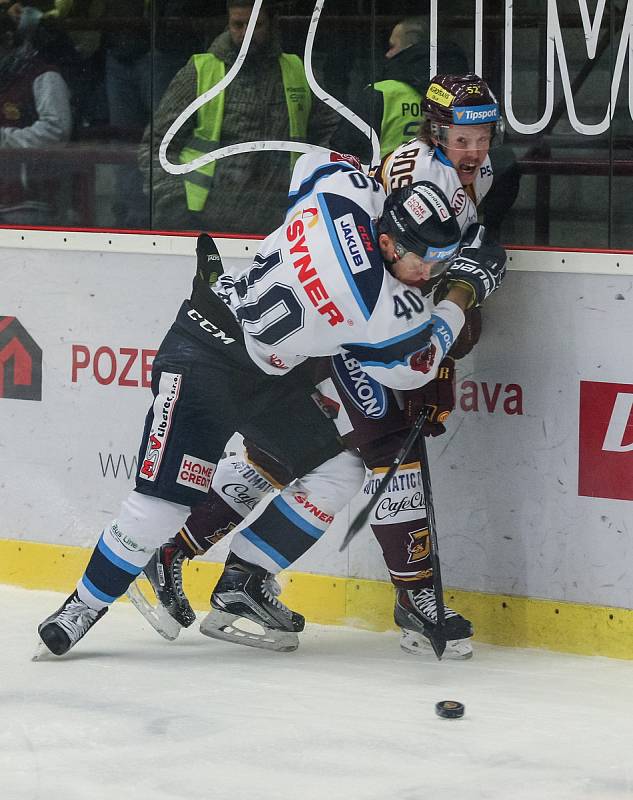 Zápas 24. kola hokejové extraligy mezi týmy HC Dukla Jihlava a Bílí Tygři Liberec.