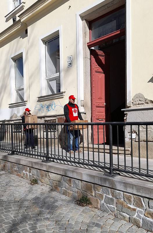 Dovoz potravin a drogerie do Ukrajinského domu.