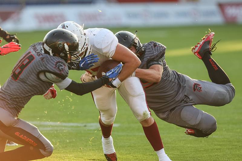 Souboj o titul vítěze 3.ligy amerického fotbalu a Bitters Bronze Bowl trofej mezi Vysočina Gladiators a Přerov Mammoths.