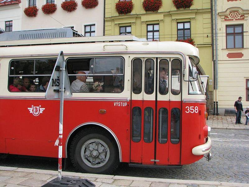 Historické trolejbusy brázdily v neděli ulice Jihlavy.