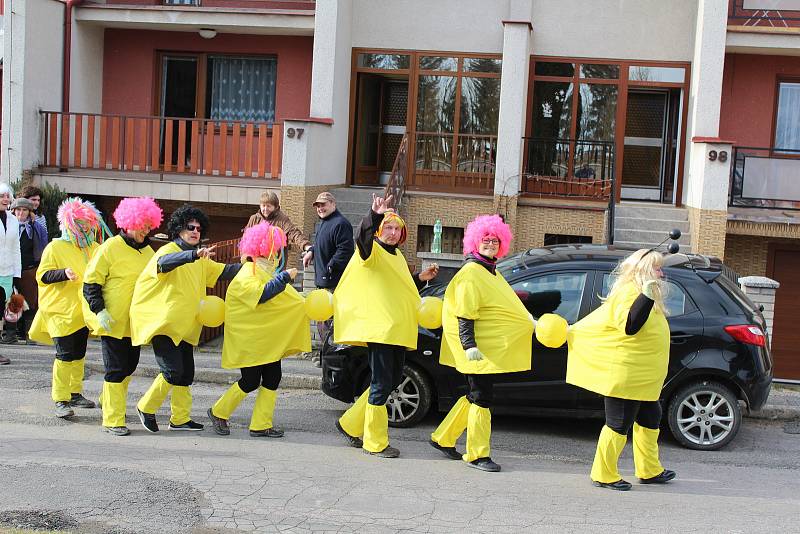 Účast na letošním masopustu ve Zhoři byla hojná.