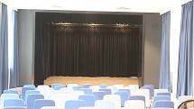 Koncetrní sál má kapacitu přes sto míst.