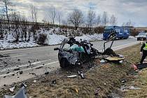 K vážné dopravní nehodě, která skončila smrtí a zraněním, došlo dnes na obchvatu Jihlavy na silnici I/38 před křižovatkou s ulicí Znojemská.