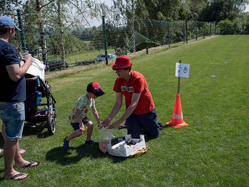 Děti v Cejli se bavily na olympiádě, na konec si užily pěnovou párty.