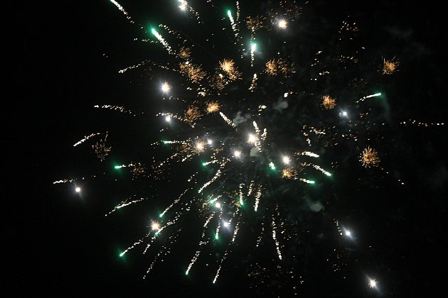 Město letos oslavy  nového roku s ohňostrojem nezařizovalo, přesto Jihlavané o nevšední podívanou nepřišli. Vzali iniciativu do svých rukou.