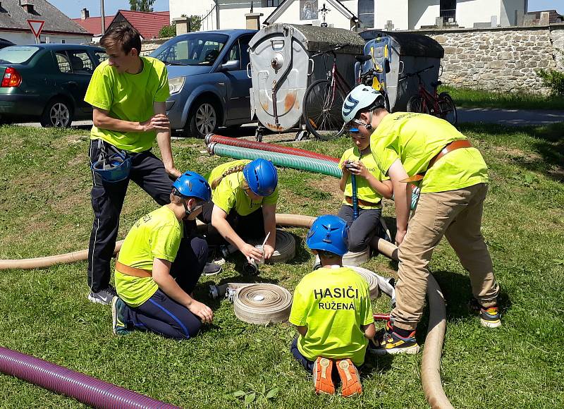 V Růžené soutěžili nejmenší členové sborů dobrovolných hasičů.