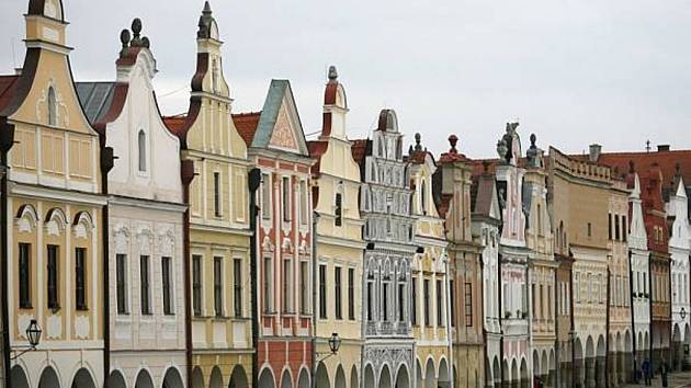 Telč se promění v Bonn. Ve filmu o Beethovenovi si můžou zahrát i místní -  Deník.cz