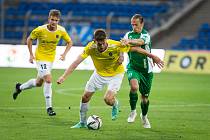 Fotbalisté FC Vysočina Jihlava (ve žlutých dresech) v sobotu vybojovali v dalším kole FORTUNA: NÁRODNÍ LIGY bod za remízu 1:1 v Příbrami.
