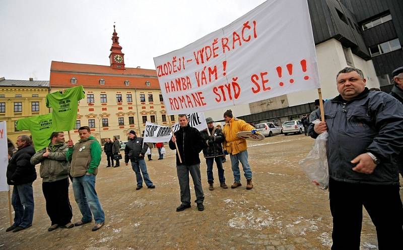 Demonstrace proti údajně vysokým cenám energie v Jihlavě