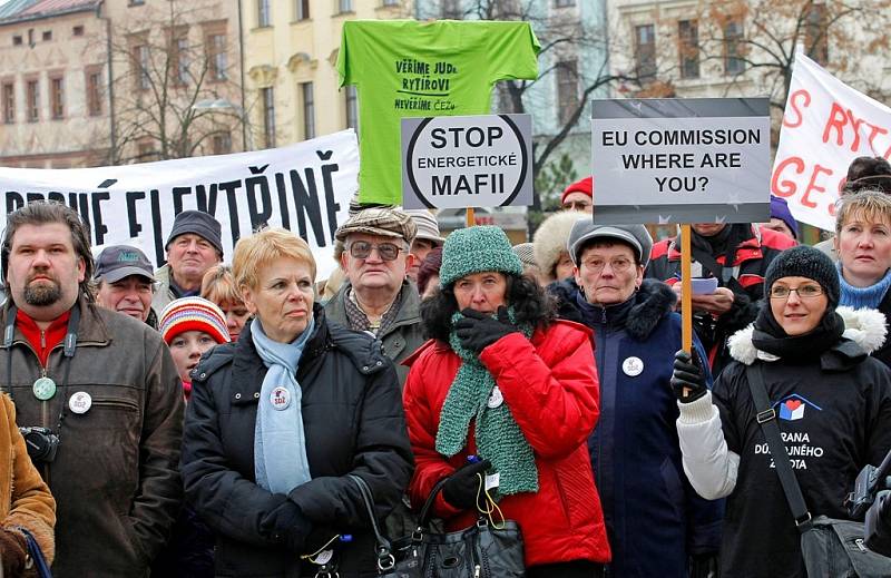 Demonstrace proti údajně vysokým cenám energie v Jihlavě