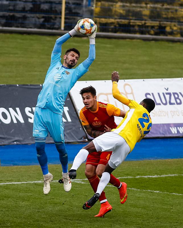 Fotbalové utkání mezi FC Vysočina Jihlava a FK Dukla Praha.