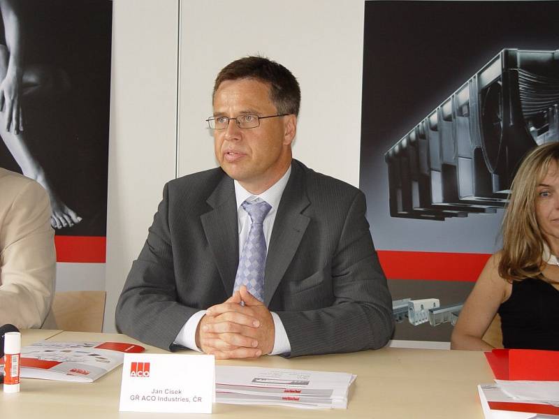 Generální ředitel firmy ACO stavební prvky Jiří Císek. 