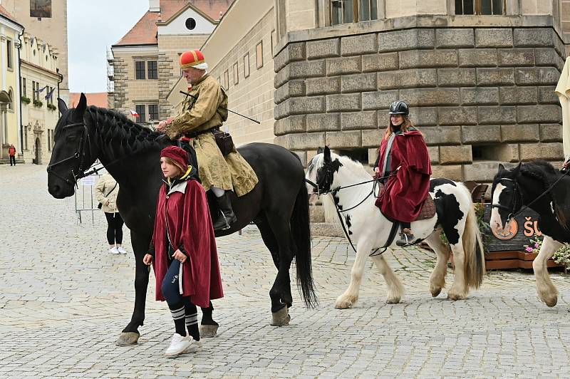 Tradiční slavnost s příjezdem svatého Václava do Telče.