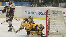 Zápas 3. kola baráže o hokejovou extraligu: HC Dukla Jihlava - HC Verva Litvínov, 1. dubna v Jihlavě.