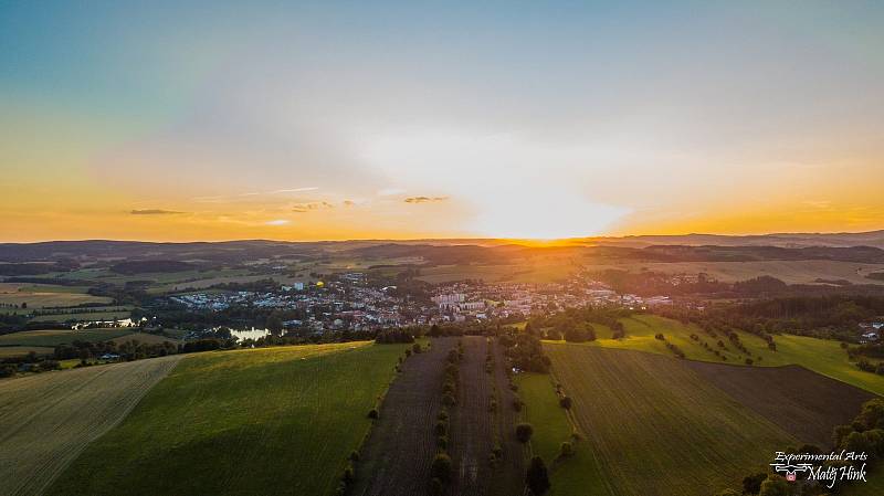 Západ slunce nad Třeští.