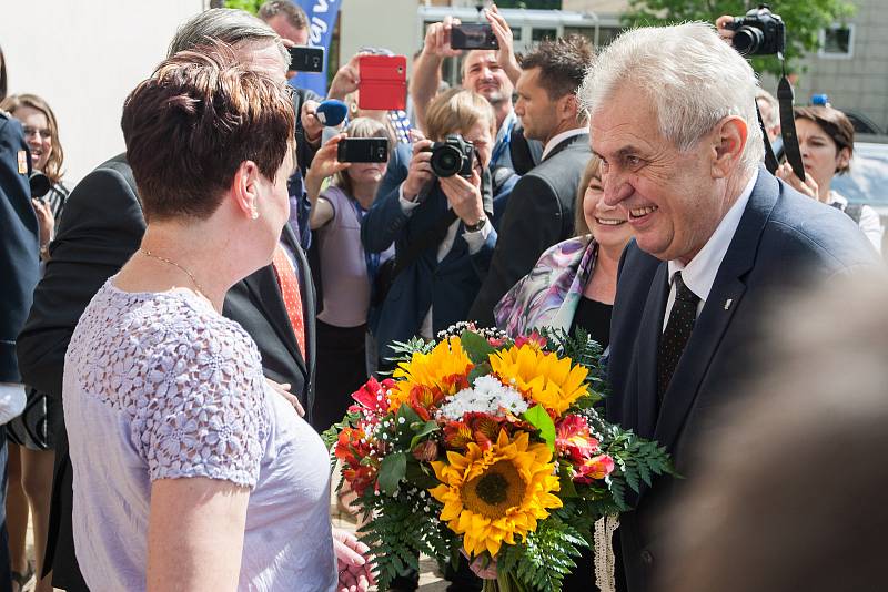 První den návštěvy prezidenta republiky v Kraji Vysočina. Setkání se zastupitely na Krajském úřadě.