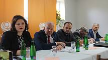 Na  krajskou konferenci sociálních demokratrů přijela i ministryně Maláčová.