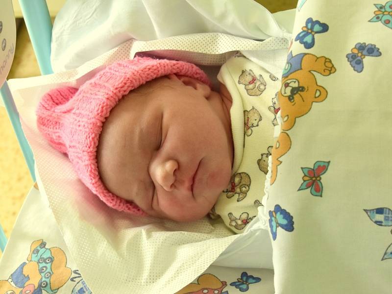 Denisa Marešová, 1. 6. 2015, 3 960 g, 51 cm, Větrný Jeníkov