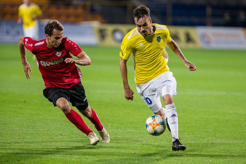 Fotbalové utkání FNL mezi FC Vysočina Jihlava a MFK Chrudim.