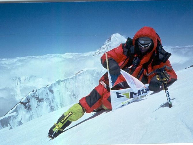Radek Jaroš včera zdolal svůj dvanáctý osmitisícový vrchol, když se mu podařilo pokořit čtvrtou nejvyšší horu světa, Lhoce.