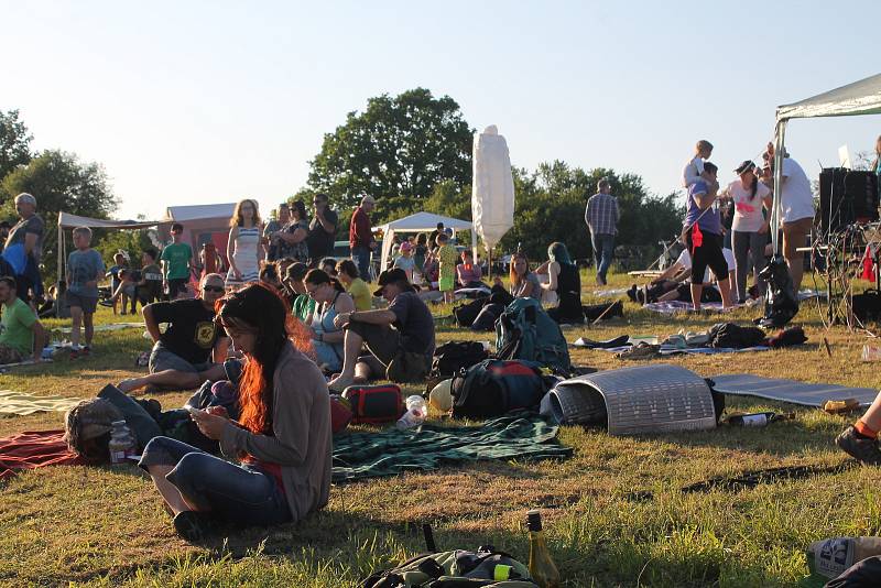 Festival Z kopce v Dolní Cerekvi.