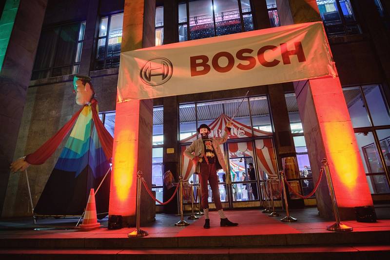 Záběry z průběhu 15. reprezentačního plesu firmy Bosch Diesel s.r.o.