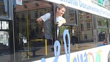 Festivalový trolejbus je po dvouleté pauze zpět, představil ho ředitel Mezinárodního festivalu dokumentárních filmů Ji.hlava Marek Hovorka.