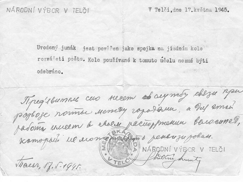 Dobu druhé světové války na Telčsku přiblíží nová výstava, kde zájemci uvidí například dobové dokumenty. Bude to i oprávnění k užívání kola.