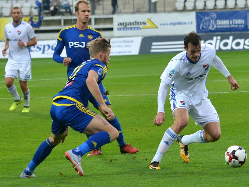 Zápas mezi FC Vysočina a Baníkem Ostrava.