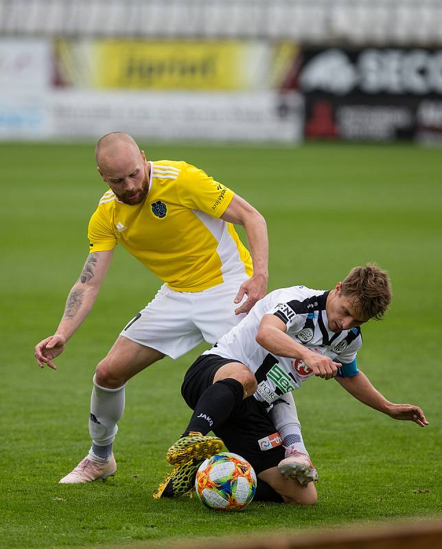 Fotbalové utkání 21. kola FNL mezi FC Vysočina Jihlava a FC Hradec Králové.