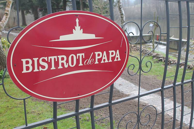 Francouzská restaurace Bistrot de papa je známá po celé republice.