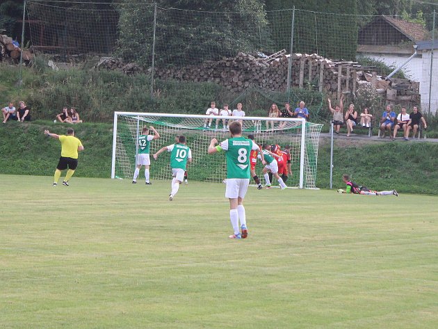 Souhrn 1. B třídy: Rantířov doma znovu naděloval, Moravské Budějovice už v čele